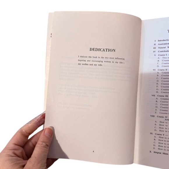 RETRO BOOK The Woman's Guide to Self-Defense Illustrated Book Feminist Vintage - Picture 7 of 10